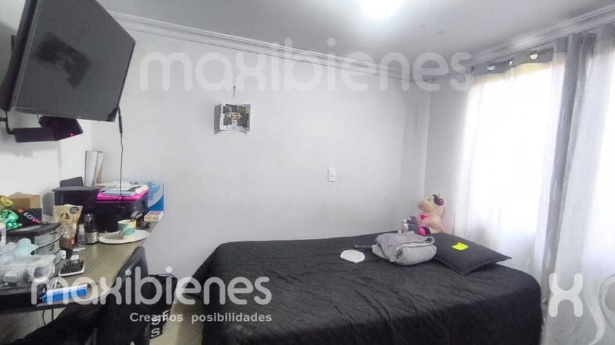 Casa de 8 alcobas en venta en Belén Los Alpes, Medellín, 100 m² · foto 6 de 12