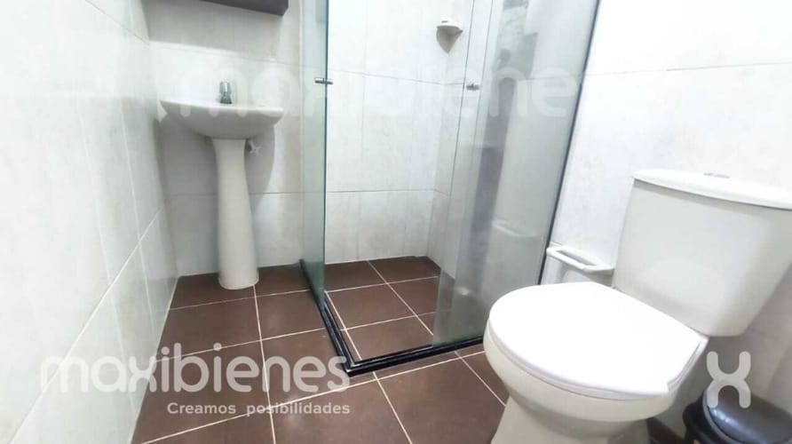 Casa de 8 alcobas en venta en Belén Los Alpes, Medellín, 100 m² · foto 7 de 12
