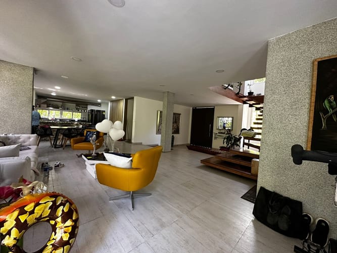Casa de 4 alcobas en venta en Cd. El Bosque, Ibagué, 355 m² · foto 11 de 22