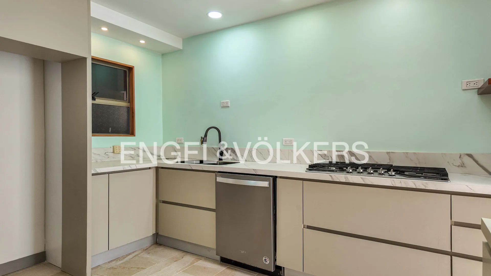 Apartamento en venta en La Frontera, Envigado · foto 8 de 24
