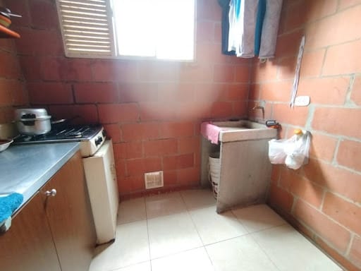 Apartamento de 3 alcobas en venta en Villa Teresita, Bogotá, 44 m² · foto 6 de 16