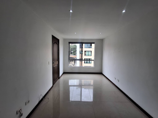 Apartamento en venta en La Castellana, Medellín · foto 4 de 14