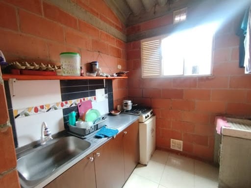 Apartamento de 3 alcobas en venta en Villa Teresita, Bogotá, 44 m² · foto 8 de 16