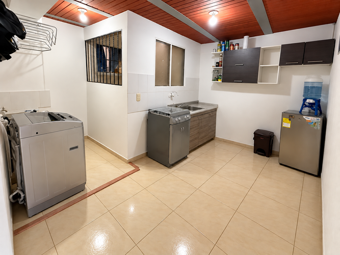 Edificio en venta en El Poblado Ii Etapa, Pereira, 138 m² · foto 9 de 10