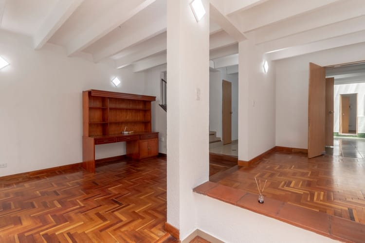 Casa de 4 alcobas en venta en Santa Ana, Bogotá, 180 m² · foto 3 de 20