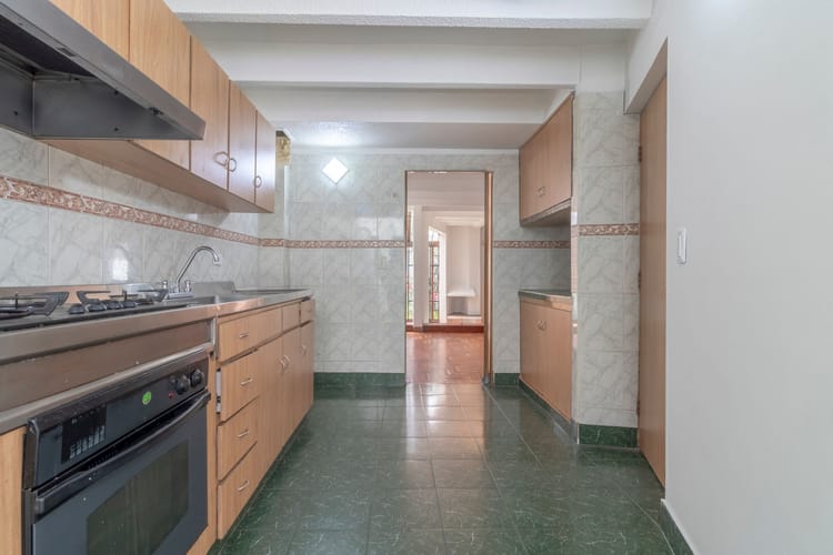 Casa de 4 alcobas en venta en Santa Ana, Bogotá, 180 m² · foto 8 de 20