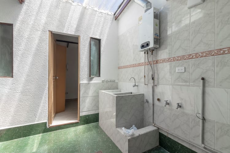 Casa de 4 alcobas en venta en Santa Ana, Bogotá, 180 m² · foto 9 de 20