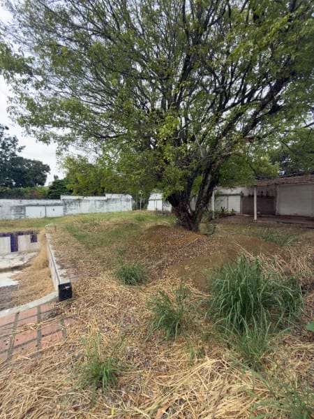 Lote en venta en Ciudad Jardin, Cali, 1690 m² · foto 6 de 9