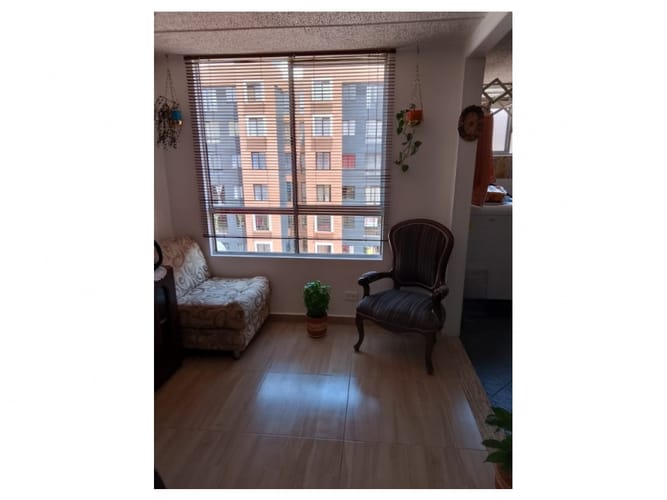 Apartamento de 2 alcobas en venta en Cr. Lavanda, Soacha, 52 m² · foto 4 de 24