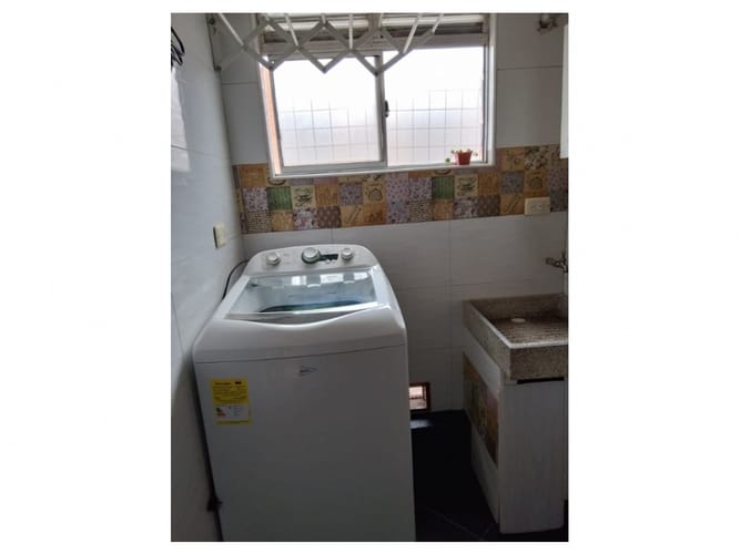 Apartamento de 2 alcobas en venta en Cr. Lavanda, Soacha, 52 m² · foto 21 de 24