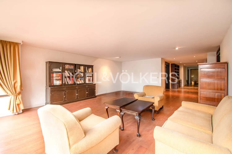 Apartamento de 3 alcobas en venta en La Cabrera, Bogotá, 290 m² · foto 3 de 19