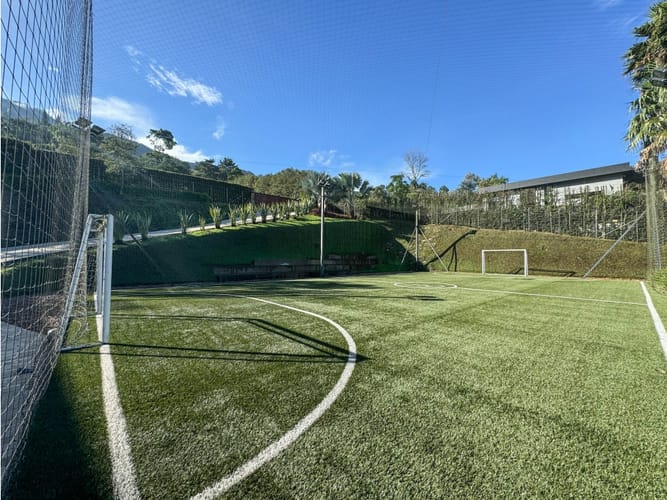 Casa de 5 alcobas en venta en Loma Del Chocho, Envigado, 835 m² · foto 3 de 24