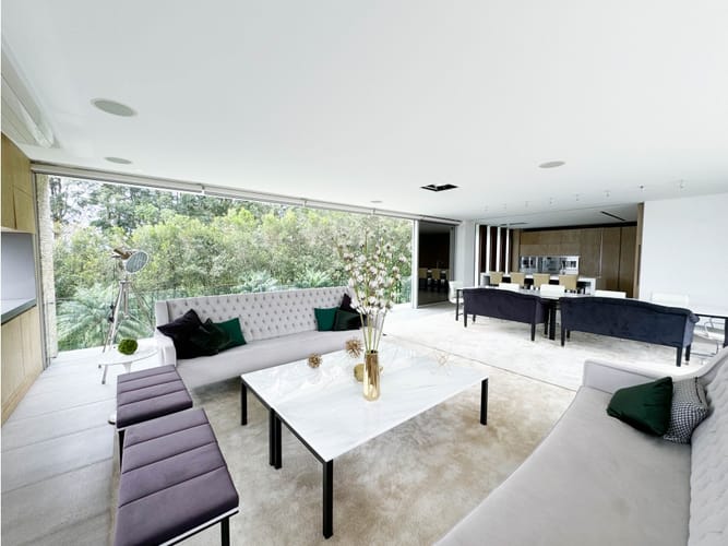 Casa de 5 alcobas en venta en Loma Del Chocho, Envigado, 835 m² · foto 12 de 24