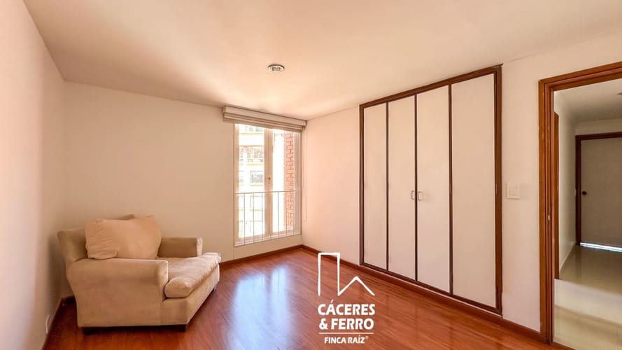 Apartamento de 3 alcobas en arriendo en Pasadena, Bogotá, 117 m² · foto 3 de 15