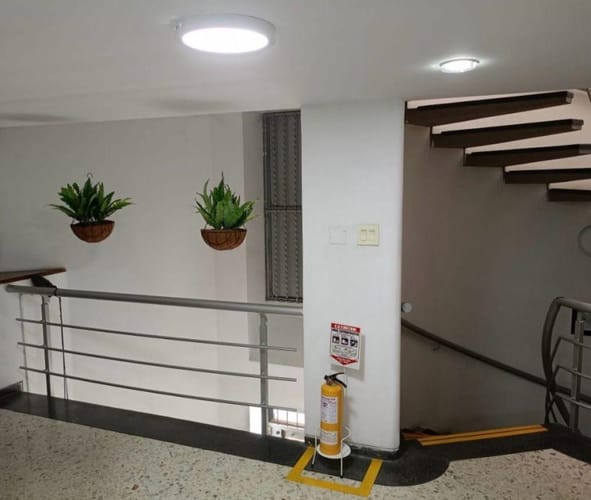 Edificio en venta en Popular, Cali, 430 m² · foto 8 de 24