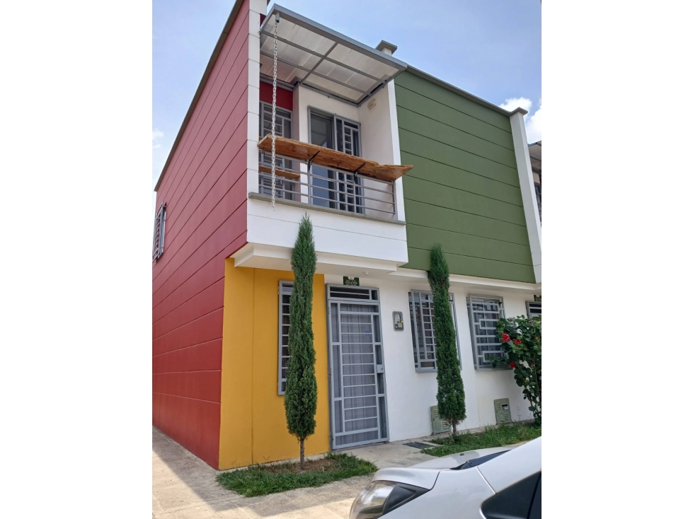 Casa en venta en La Bella, Pereira · foto 2 de 22