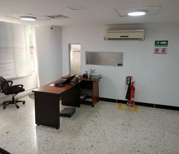 Edificio en venta en Popular, Cali, 430 m² · foto 15 de 24