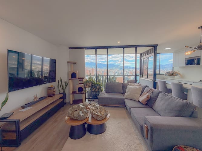 Apartamento de 2 alcobas en venta en Lalinde, Medellín, 95 m² · foto 3 de 19