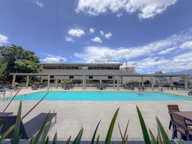 Apartamento de 2 alcobas en venta en Lalinde, Medellín, 95 m² · foto 13 de 19
