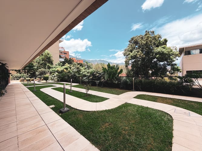 Apartamento de 2 alcobas en venta en Lalinde, Medellín, 95 m² · foto 19 de 19