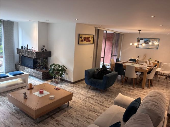 Casa en venta en Gratamira, Bogotá · foto 4 de 24