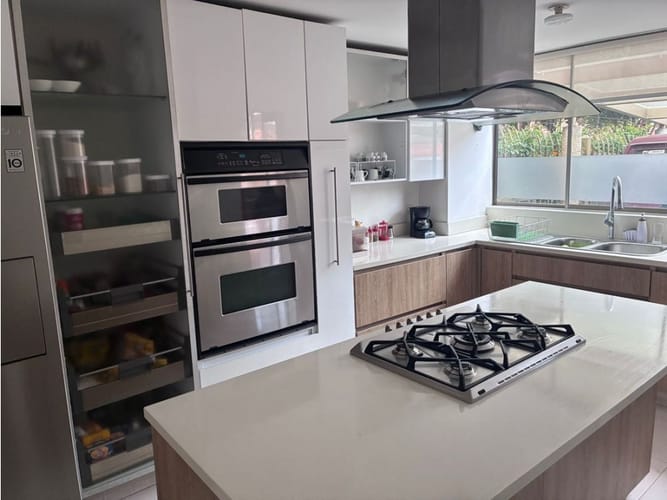 Casa en venta en Gratamira, Bogotá · foto 9 de 24