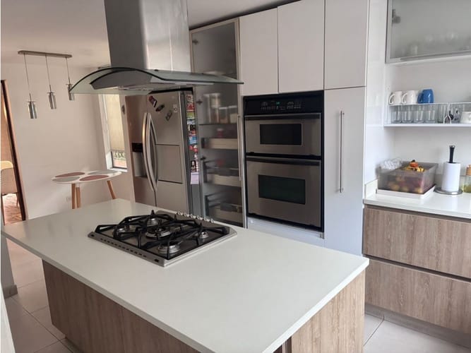 Casa en venta en Gratamira, Bogotá · foto 12 de 24