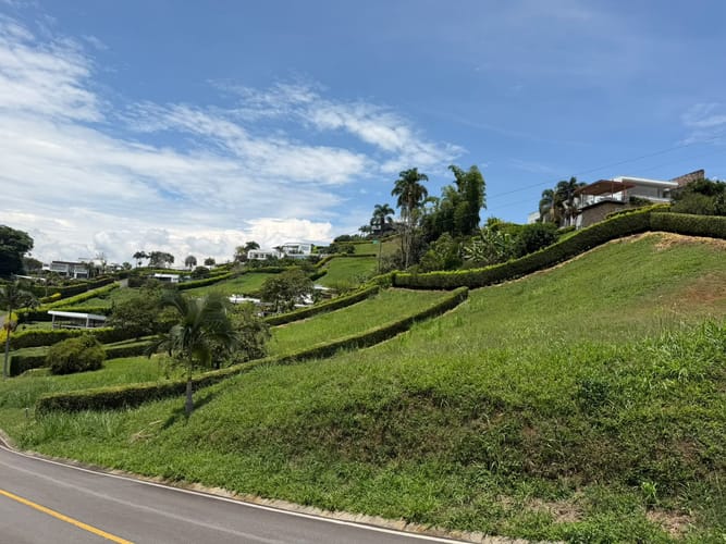 Lote en venta en Las Pavas, Manizales, 2070 m² · foto 6 de 11