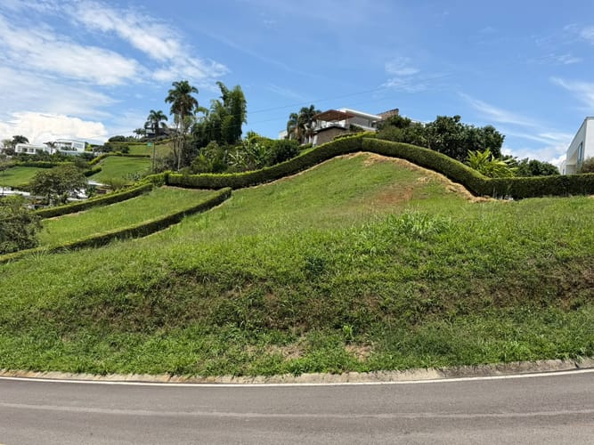 Lote en venta en Las Pavas, Manizales, 2070 m² · foto 7 de 11