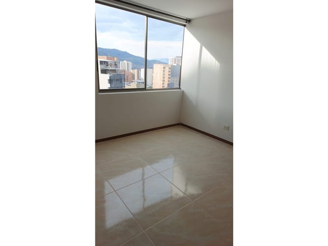 Apartamento de 3 alcobas en venta en Entre Amigos, Sabaneta, 100 m² · foto 2 de 21