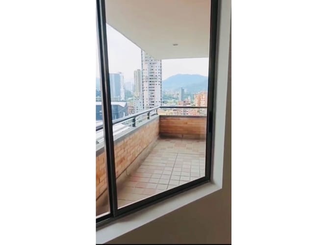 Apartamento de 3 alcobas en venta en Entre Amigos, Sabaneta, 100 m² · foto 12 de 21