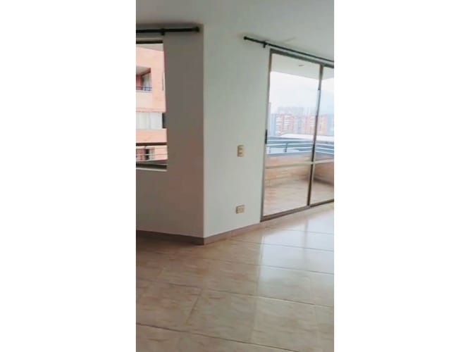 Apartamento de 3 alcobas en venta en Entre Amigos, Sabaneta, 100 m² · foto 20 de 21
