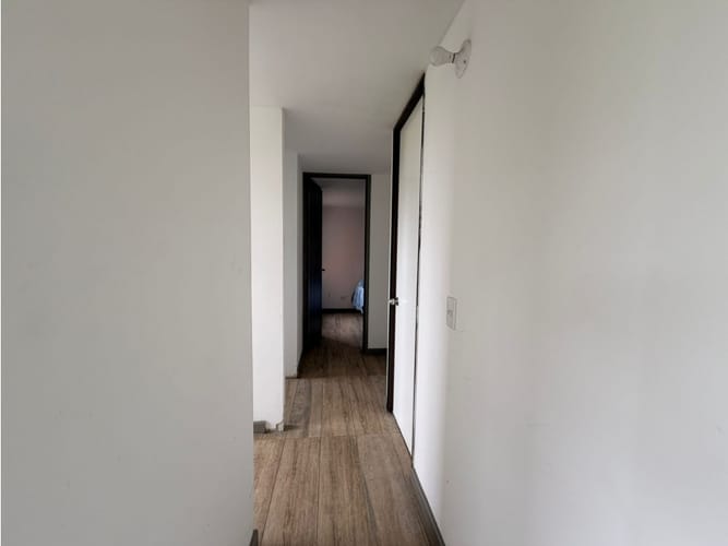 Apartamento de 3 alcobas en venta en La Prosperidad, Madrid, 57 m² · foto 5 de 24