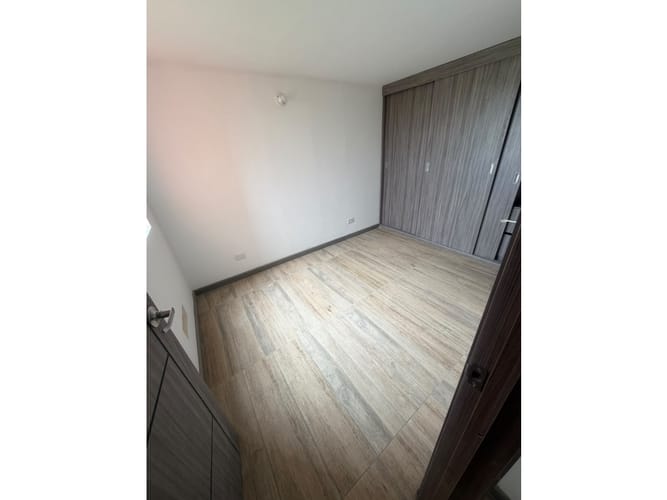 Apartamento de 3 alcobas en venta en La Prosperidad, Madrid, 57 m² · foto 19 de 24