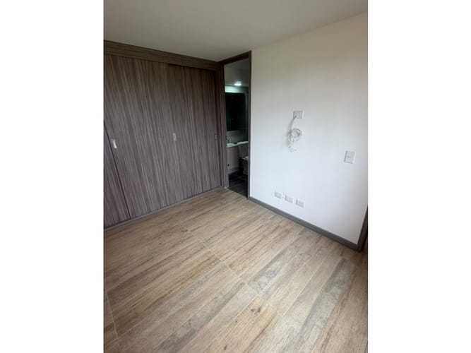 Apartamento de 3 alcobas en venta en La Prosperidad, Madrid, 57 m² · foto 20 de 24