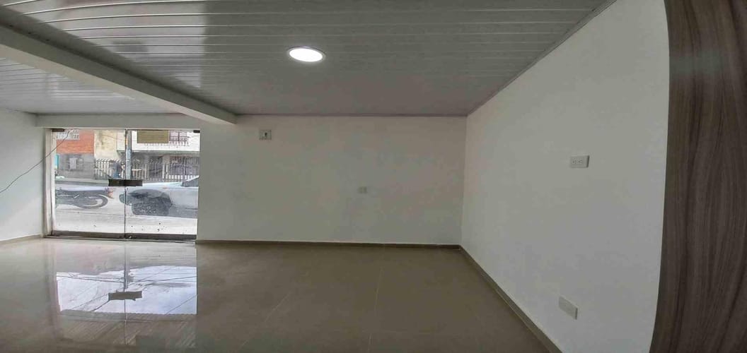 Local en arriendo en Sector Lago Uribe, Pereira, 24 m² · foto 3 de 11