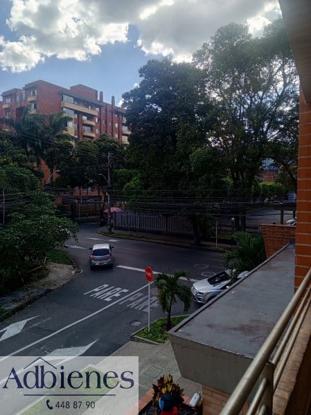 Apartamento de 3 alcobas en arriendo en Lorena, Medellín, 144 m² · foto 6 de 24