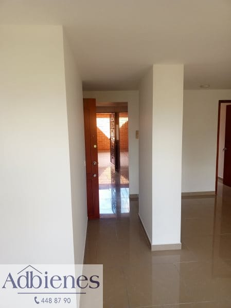 Apartamento de 3 alcobas en arriendo en Lorena, Medellín, 144 m² · foto 9 de 24