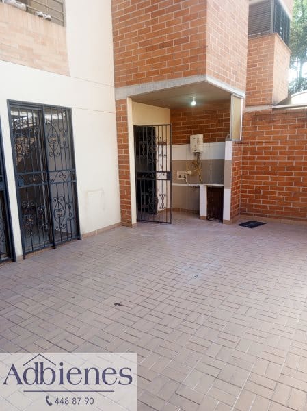 Apartamento de 3 alcobas en arriendo en Lorena, Medellín, 144 m² · foto 11 de 24