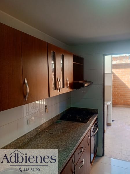 Apartamento de 3 alcobas en arriendo en Lorena, Medellín, 144 m² · foto 14 de 24