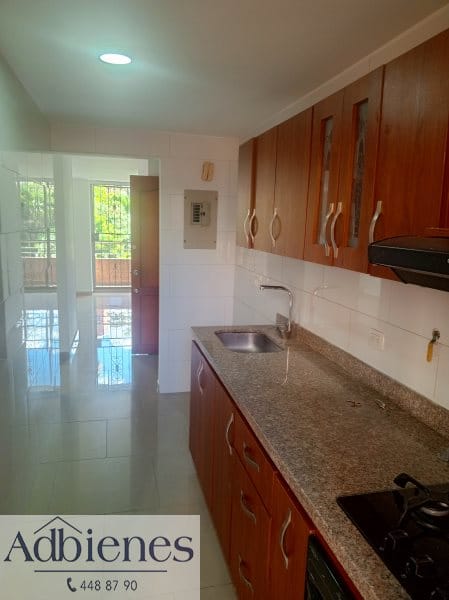 Apartamento de 3 alcobas en arriendo en Lorena, Medellín, 144 m² · foto 15 de 24