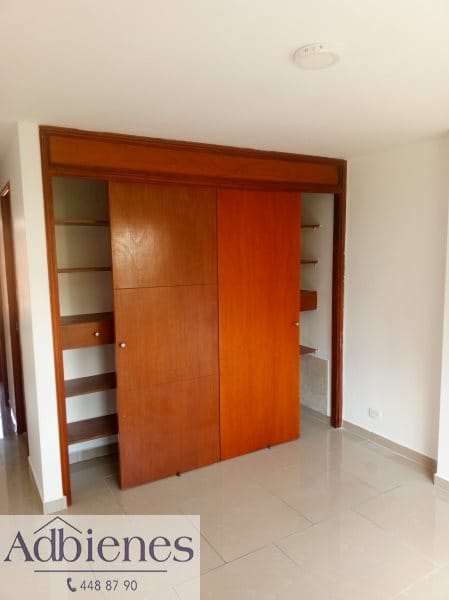 Apartamento de 3 alcobas en arriendo en Lorena, Medellín, 144 m² · foto 16 de 24