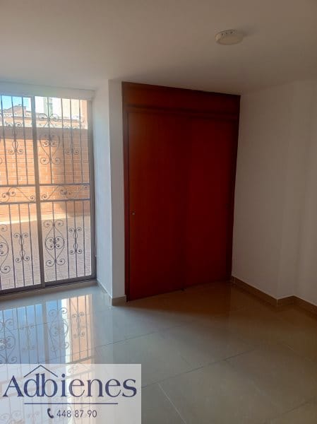 Apartamento de 3 alcobas en arriendo en Lorena, Medellín, 144 m² · foto 17 de 24