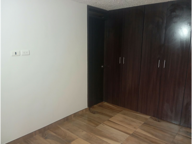 Apartamento de 3 alcobas en venta en La Prosperidad, Madrid, 66 m² · foto 5 de 9