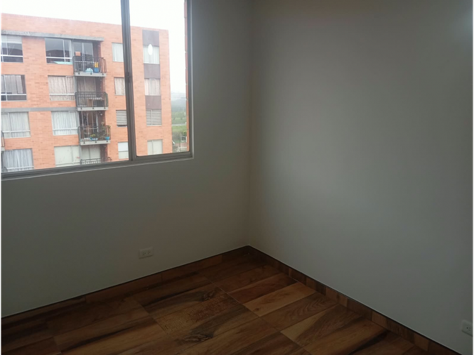 Apartamento de 3 alcobas en venta en La Prosperidad, Madrid, 66 m² · foto 6 de 9