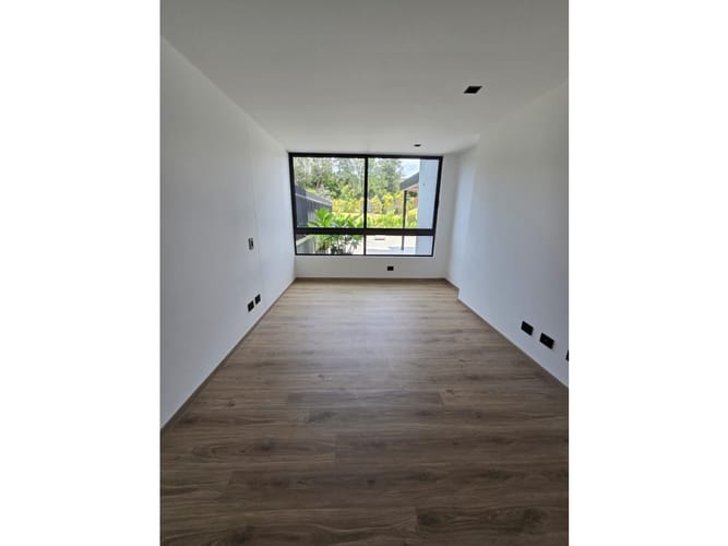 Apartamento de 2 alcobas en venta en Sajonia, Rionegro, 140 m² · foto 3 de 13
