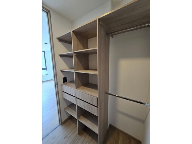 Apartamento de 2 alcobas en venta en Sajonia, Rionegro, 140 m² · foto 7 de 13