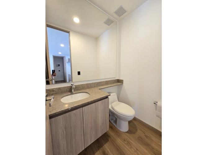 Apartamento de 2 alcobas en venta en Sajonia, Rionegro, 140 m² · foto 10 de 13
