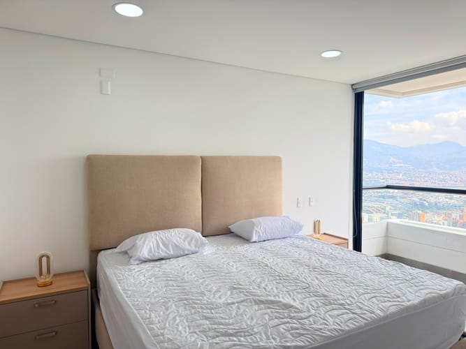 Apartamento de 1 alcoba en arriendo en El Poblado, Medellín, 74 m² · foto 11 de 14