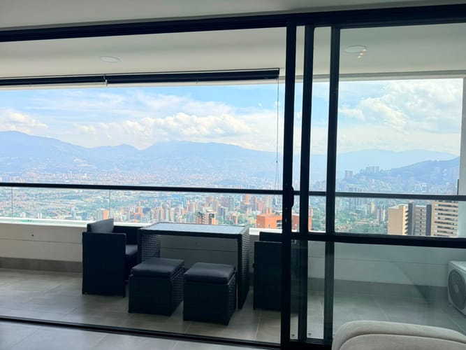 Apartamento de 1 alcoba en arriendo en El Poblado, Medellín, 74 m² · foto 4 de 14